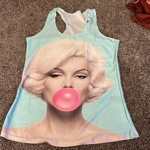 Marilyn Monroe top